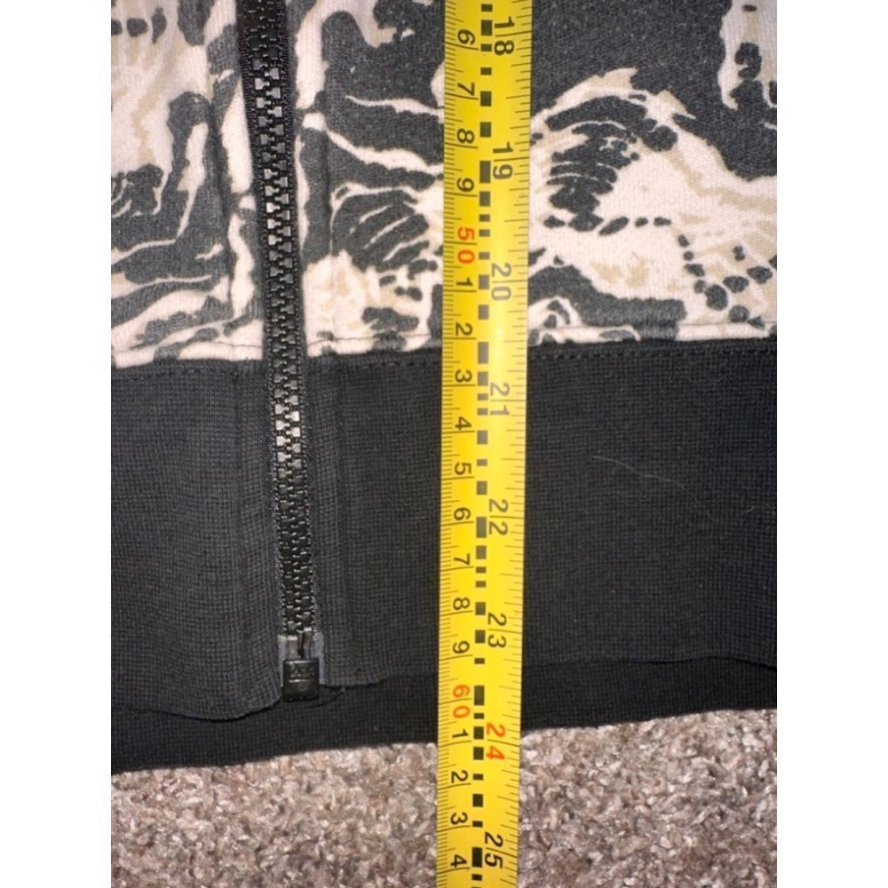 Women's The North Face Jacket - Picture 5 of 6